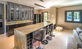 Villa de lujo contemporánea y mediterránea en venta en el valle del golf de Nueva Andalucía, Marbella 40988 