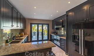 Villa de lujo contemporánea y mediterránea en venta en el valle del golf de Nueva Andalucía, Marbella 40989 