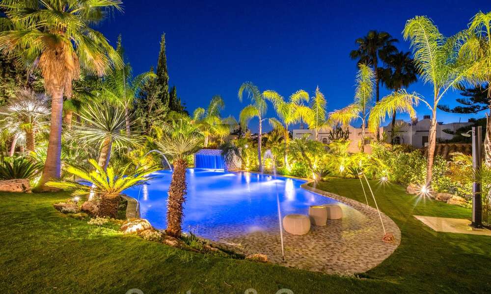 Villa de lujo contemporánea y mediterránea en venta en el valle del golf de Nueva Andalucía, Marbella 40993