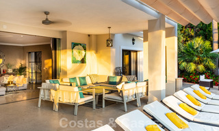 Villa de lujo contemporánea y mediterránea en venta en el valle del golf de Nueva Andalucía, Marbella 40996 