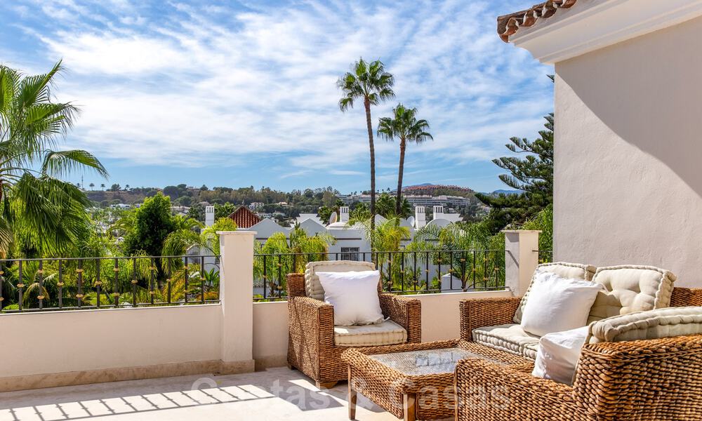 Villa de lujo contemporánea y mediterránea en venta en el valle del golf de Nueva Andalucía, Marbella 41016