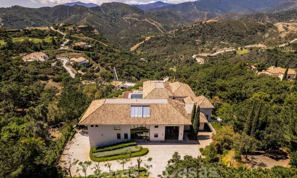 Moderna villa de lujo en venta con un interior de diseño, en el exclusivo complejo La Zagaleta Golf, Benahavis – Marbella 41231