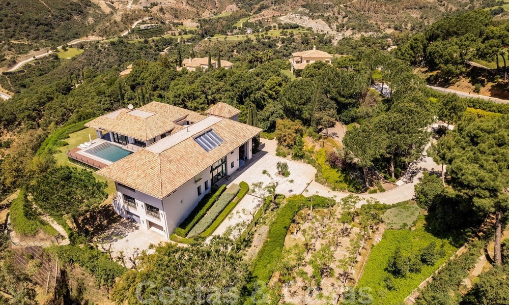 Moderna villa de lujo en venta con un interior de diseño, en el exclusivo complejo La Zagaleta Golf, Benahavis – Marbella 41232