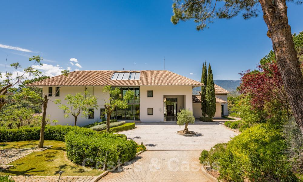 Moderna villa de lujo en venta con un interior de diseño, en el exclusivo complejo La Zagaleta Golf, Benahavis – Marbella 41237