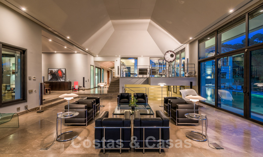 Moderna villa de lujo en venta con un interior de diseño, en el exclusivo complejo La Zagaleta Golf, Benahavis – Marbella 41273