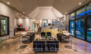 Moderna villa de lujo en venta con un interior de diseño, en el exclusivo complejo La Zagaleta Golf, Benahavis – Marbella 41273 