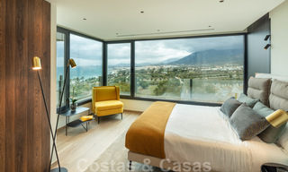Contemporáneo, moderno, apartamento de lujo en venta con vistas panorámicas al mar en Río Real, Marbella 41281 