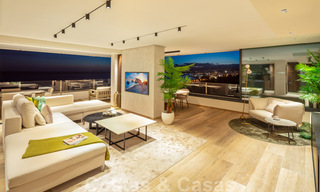 Contemporáneo, moderno, apartamento de lujo en venta con vistas panorámicas al mar en Río Real, Marbella 41300 