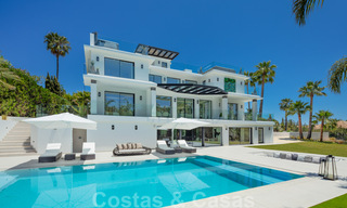 Villa de lujo contemporánea en venta con vistas panorámicas al mar y a la montaña La Concha, en la prestigiosa Milla de Oro de Marbella 41330 
