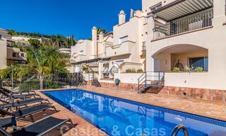 Lujoso ático dúplex en venta con vistas panorámicas al mar en Benahavis – Marbella 41436 