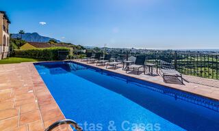 Lujoso ático dúplex en venta con vistas panorámicas al mar en Benahavis – Marbella 41442 