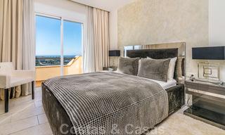 Lujoso ático dúplex en venta con vistas panorámicas al mar en Benahavis – Marbella 41474 