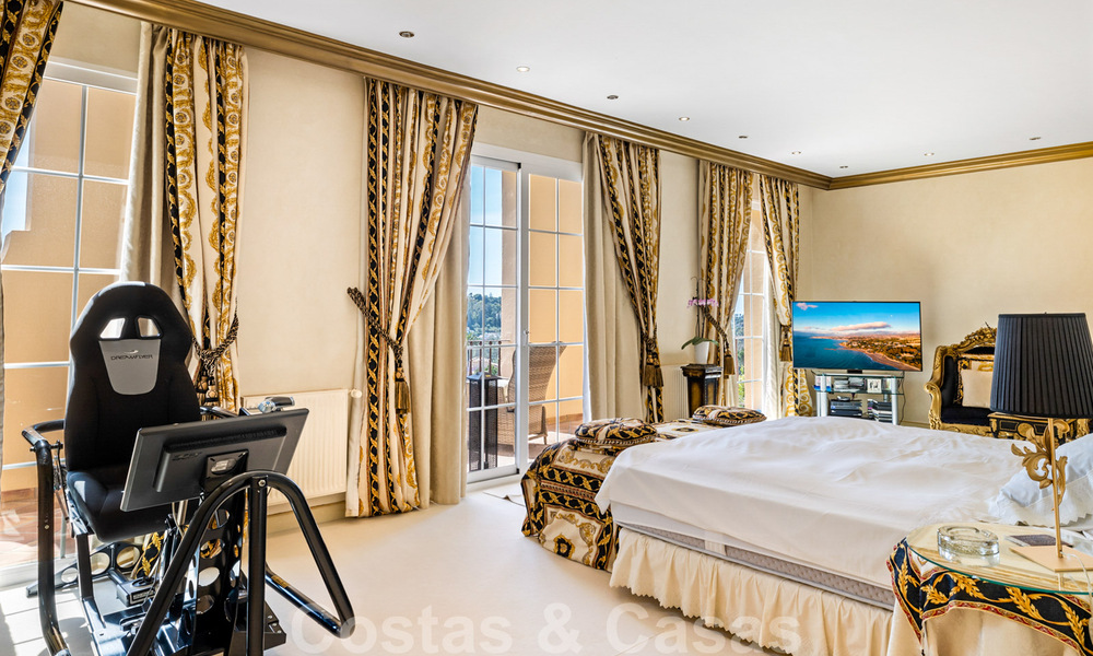 Villa de lujo en venta, con vistas al golf- y al mar, en Marbella - Benahavis 41532
