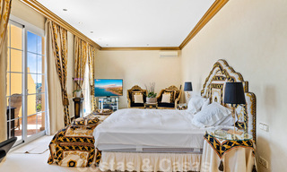 Villa de lujo en venta, con vistas al golf- y al mar, en Marbella - Benahavis 41533 