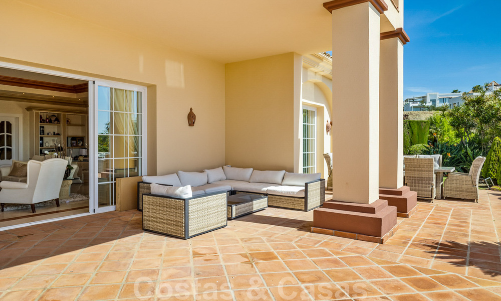 Villa de lujo en venta, con vistas al golf- y al mar, en Marbella - Benahavis 41542