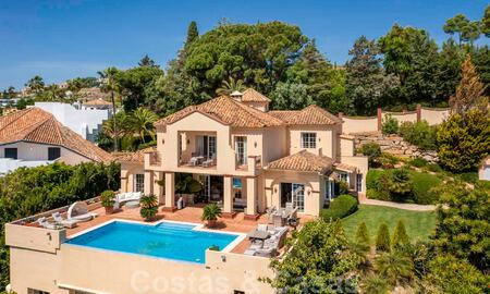 Villa de lujo en venta, con vistas al golf- y al mar, en Marbella - Benahavis 41564