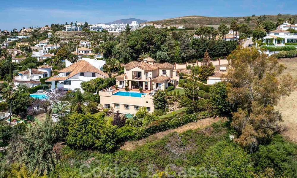 Villa de lujo en venta, con vistas al golf- y al mar, en Marbella - Benahavis 41565