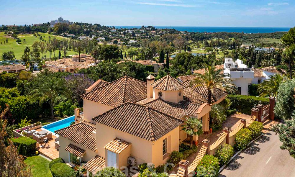 Villa de lujo en venta, con vistas al golf- y al mar, en Marbella - Benahavis 41568