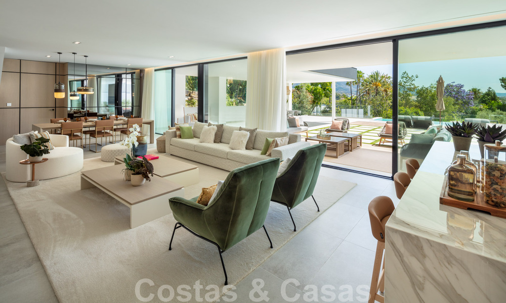 Lujosa villa de estilo LA en venta, con vistas despejadas a La Concha, en Nueva Andalucía - Marbella 41725