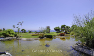 Torre Bermeja: Amplios apartamentos de lujo en venta en un exclusivo complejo en primera línea de playa entre Marbella y Estepona 41577 