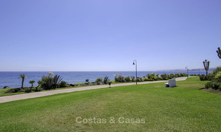 Torre Bermeja: Amplios apartamentos de lujo en venta en un exclusivo complejo en primera línea de playa entre Marbella y Estepona 41586 