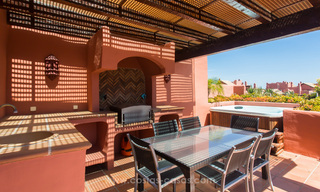 Torre Bermeja: Amplios apartamentos de lujo en venta en un exclusivo complejo en primera línea de playa entre Marbella y Estepona 41607 