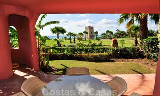 Torre Bermeja: Amplios apartamentos de lujo en venta en un exclusivo complejo en primera línea de playa entre Marbella y Estepona 42276 