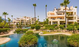 Listo para entrar a vivir, apartamento lujoso en venta, en un complejo de playa en la Nueva Milla de Oro entre Marbella y Estepona 41907 