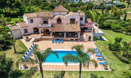 Villa tradicional de lujo en venta en Benahavis - Marbella 41857