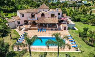 Villa tradicional de lujo en venta en Benahavis - Marbella 41857