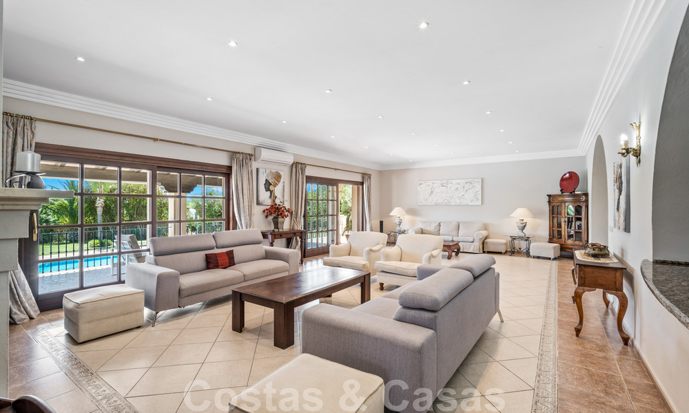 Villa tradicional de lujo en venta en Benahavis - Marbella 41858