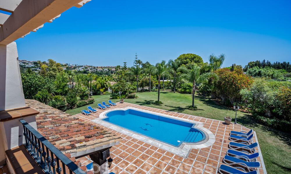 Villa tradicional de lujo en venta en Benahavis - Marbella 41875