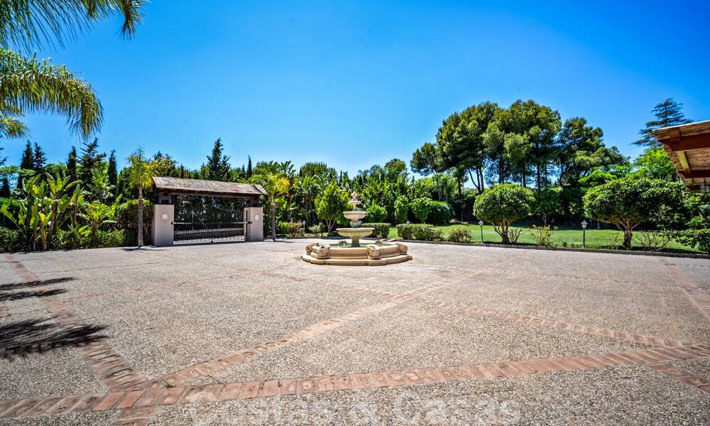 Villa tradicional de lujo en venta en Benahavis - Marbella 41878