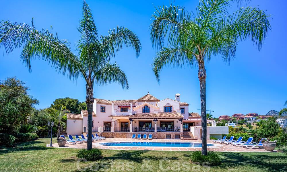 Villa tradicional de lujo en venta en Benahavis - Marbella 41881