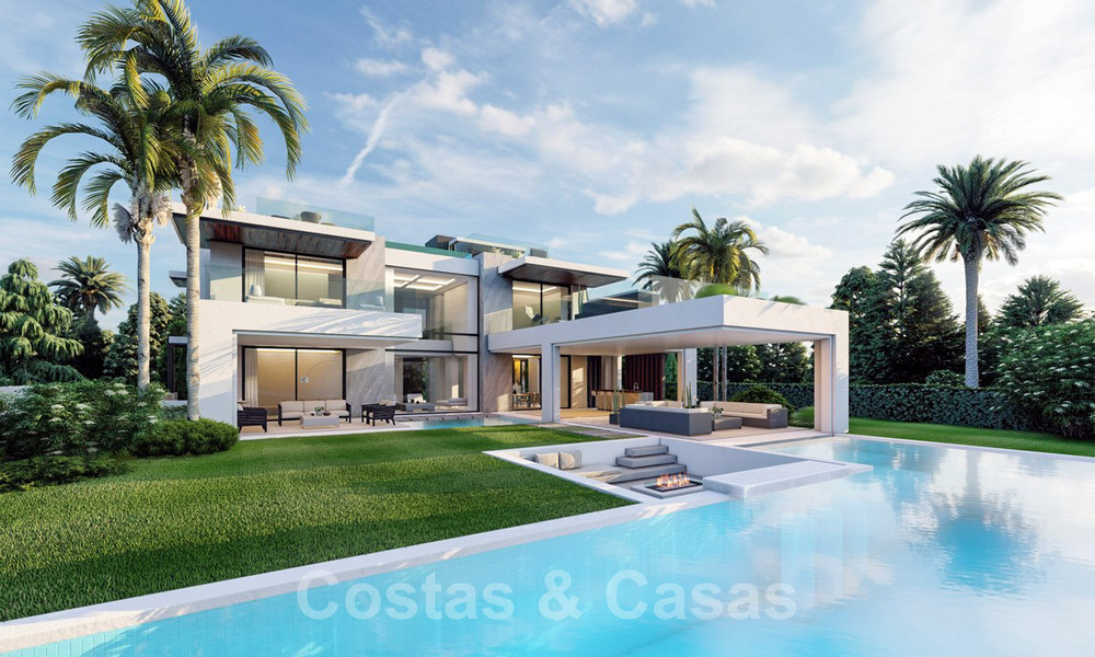 Villa lujosa en venta en una comunidad privada en la Milla de Oro en Marbella 41807