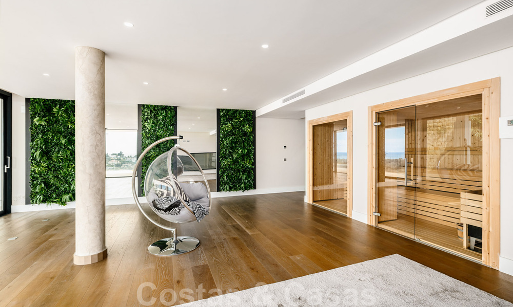 Villa modernista en venta con vistas panorámicas al mar en Marbella - Benahavis 41925