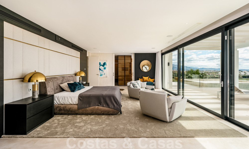 Villa modernista en venta con vistas panorámicas al mar en Marbella - Benahavis 41928