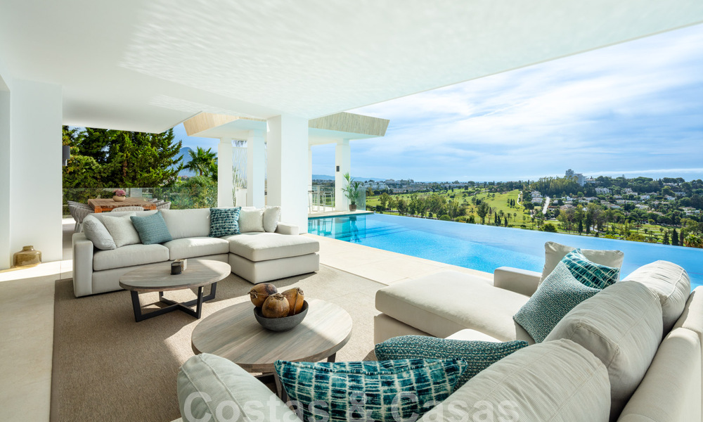 Villa modernista en venta con vistas panorámicas al mar en Marbella - Benahavis 58753