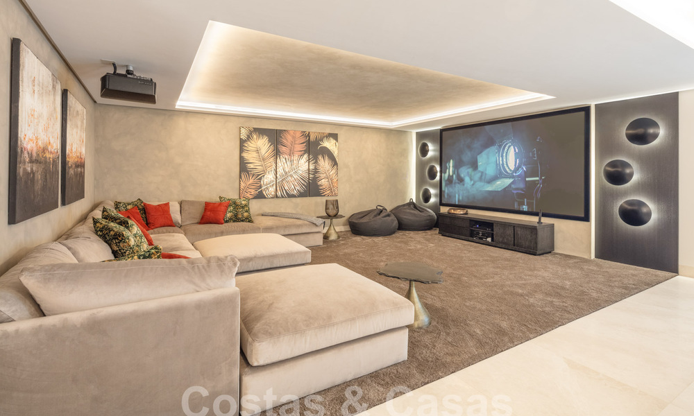 Villa modernista en venta con vistas panorámicas al mar en Marbella - Benahavis 58771