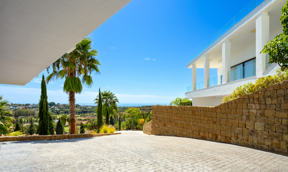 Villa modernista en venta con vistas panorámicas al mar en Marbella - Benahavis 58776