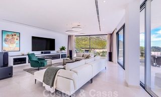 Villa arquitectónica y moderna de lujo en venta en Mijas, Costa del Sol 41952 