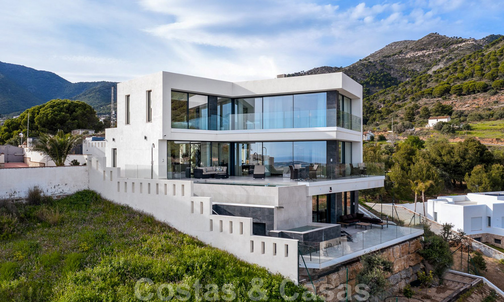 Villa arquitectónica y moderna de lujo en venta en Mijas, Costa del Sol 41968