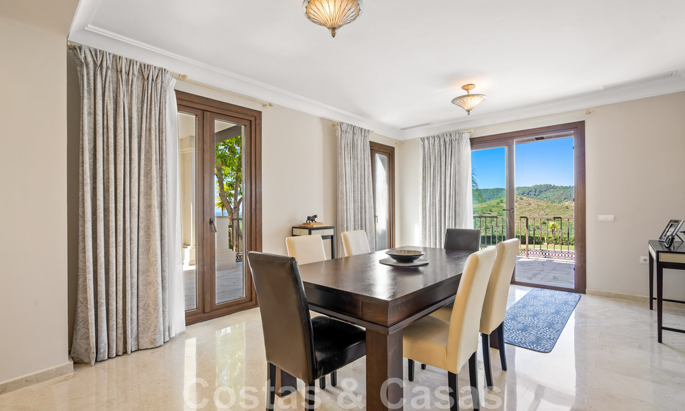Villa lujosa en venta con vistas al mar en Benahavis - Marbella 41981