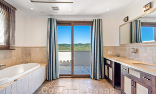 Villa lujosa en venta con vistas al mar en Benahavis - Marbella 41989 