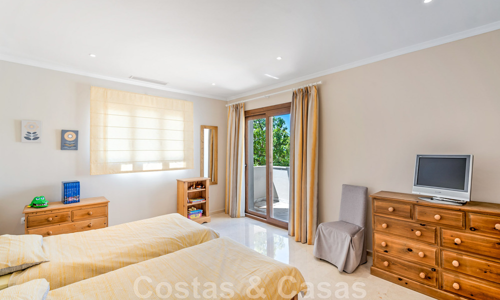 Villa lujosa en venta con vistas al mar en Benahavis - Marbella 41993
