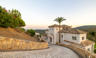 Villa lujosa en venta con vistas al mar en Benahavis - Marbella 44086 