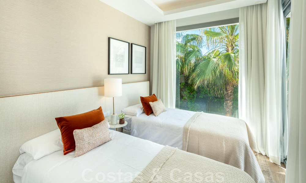 Villa de diseño en venta en una exclusiva urbanización de Nueva Andalucía - Marbella 42139