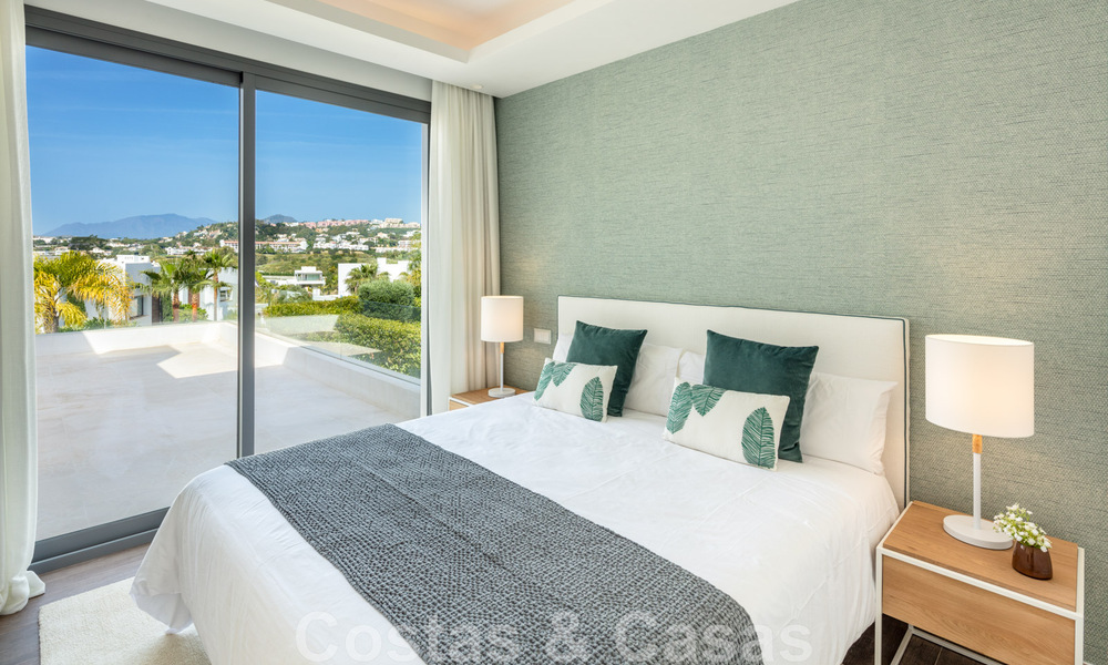 Villa de diseño en venta en una exclusiva urbanización de Nueva Andalucía - Marbella 42140
