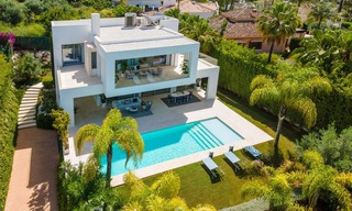 Villa de diseño en venta en una exclusiva urbanización de Nueva Andalucía - Marbella 42149