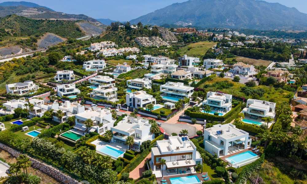 Villa de diseño en venta en una exclusiva urbanización de Nueva Andalucía - Marbella 42152